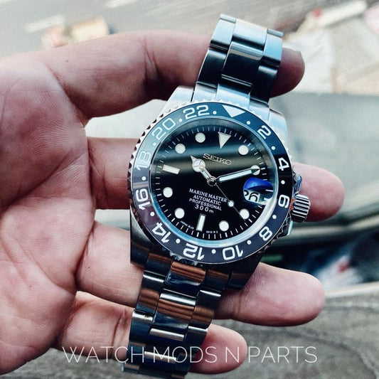 WMNP Seiko Mod Movement Seiko NH35 Bruce Wayne GMT Bezel