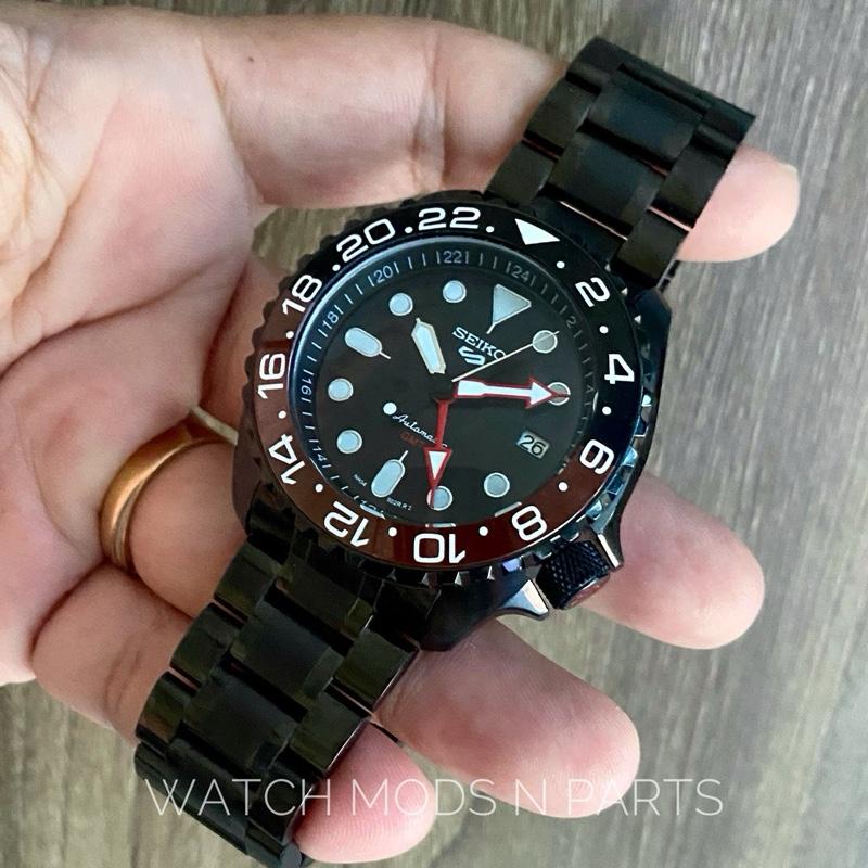 WMNP Seiko Mod SKX GMT Chapter Ring and Slope Bezel dengan body 41mm Black Body Seiko NH34 Movement