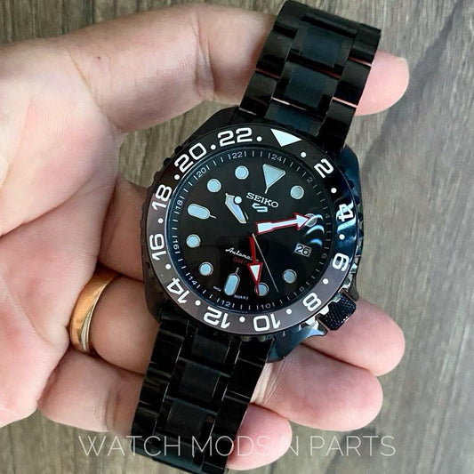 WMNP Seiko Mod SKX GMT Chapter Ring and Slope Bezel dengan body 41mm Black Body Seiko NH34 Movement
