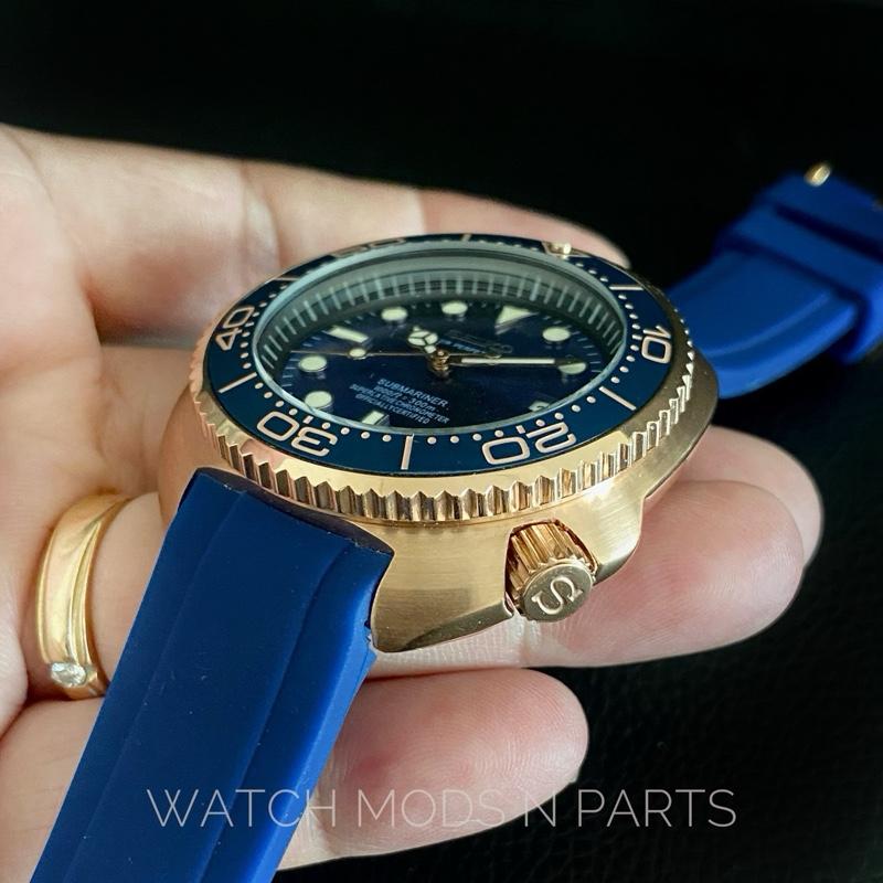 WMNP Seiko Mod Rare Captain Willard on Sub Blue Rose Gold dengan movement Seiko NH35 dan royal blue rubber strap
